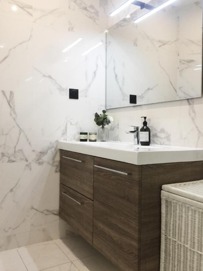 Appartement Familial Au Coeur Du Marais Paris Exterior foto